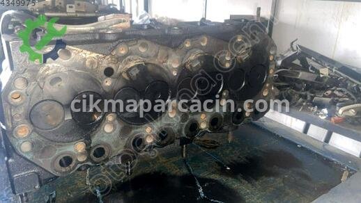 Nissan Pick-up Silindir Kapağı 110397F400 çıkma parça