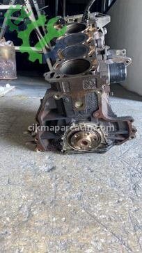 Nissan Primera Yarım Motor çıkma parça