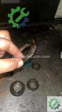 Nissan Primera Vites çıkma parça