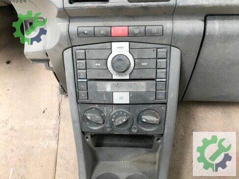 Proton Savvy Cd - Çalar çıkma parça