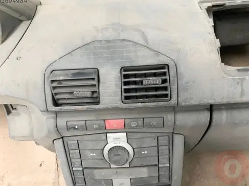 Proton Savvy Cd - Çalar çıkma parça
