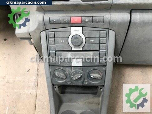 Proton Savvy Teyp Çerçevesi çıkma parça