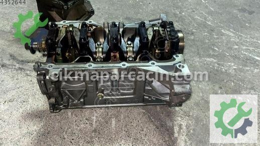 Nissan Qashqai Yarım Motor çıkma parça