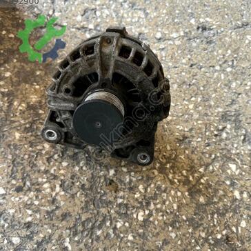 Nissan Qashqai Şarj Dinamosu çıkma parça