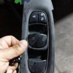 Qashqai J11 Cam Düğmesi