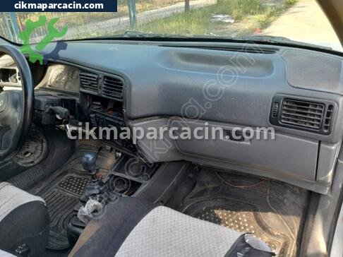 Renault R19 Torpido çıkma parça