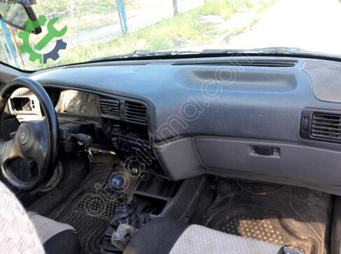 Renault R 19 Torpido çıkma parça