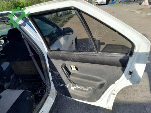 Renault R 19 Kapı (Ön Sol) çıkma parça