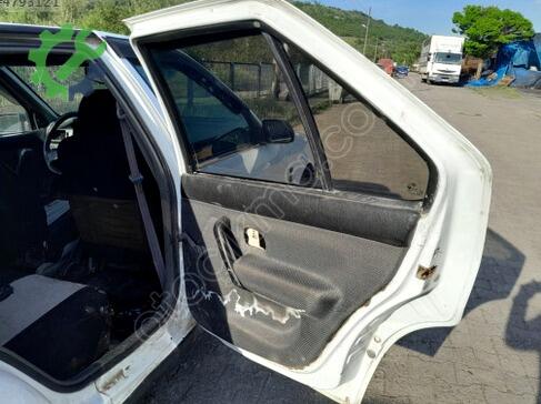 Renault R 19 Kapı (Ön Sol) çıkma parça