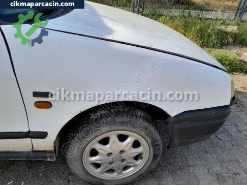 Renault R19 Sağ Ön Çamurluk çıkma parça