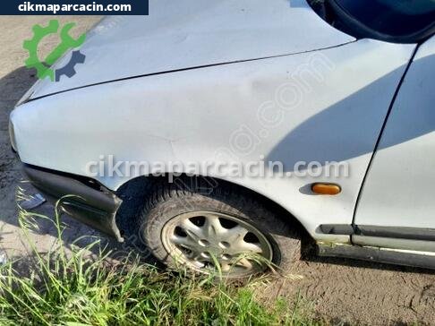 Renault R19 Sol Ön Çamurluk çıkma parça