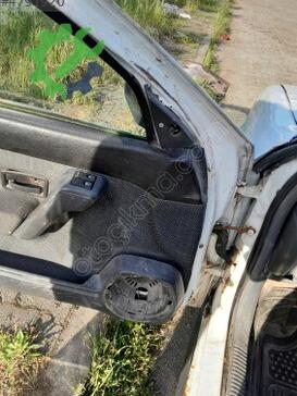 Renault R 19 Sol Ön Kapı çıkma parça
