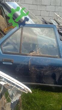 Renault R 21 Sağ Arka Kapı çıkma parça
