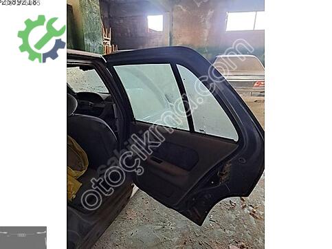Renault Clio Kapı (Arka Sağ) çıkma parça