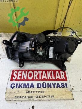 Renault Clio Sağ Ön Far çıkma parça