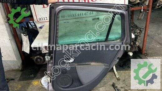 Renault Clio Sağ Arka Kapı çıkma parça