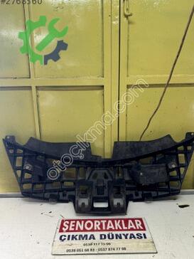 Renault Clio Ön Panjur 019368 çıkma parça
