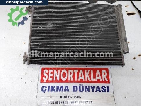 Renault Clio Klima Radyatörü çıkma parça