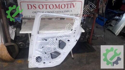 Renault Clio Sağ Arka Kapı çıkma parça