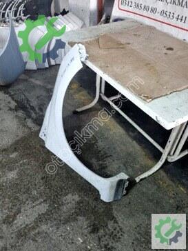 Renault Clio Sağ Ön Çamurluk çıkma parça