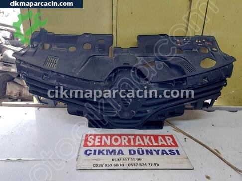 Renault Clio Ön Panjur çıkma parça