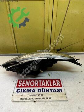 Renault Clio Sağ Ön Far 260103421R çıkma parça