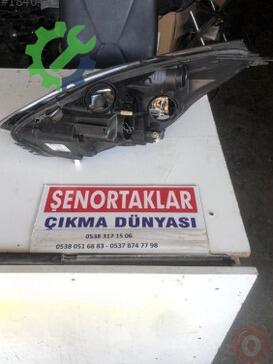 Renault Clio Sağ Ön Far 010330748 çıkma parça