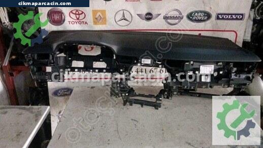 Renault Clio Torpido çıkma parça