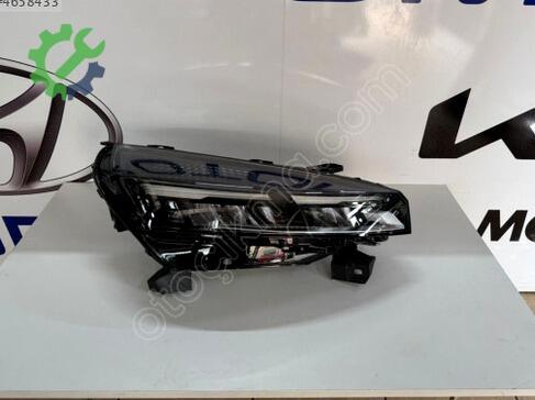 Renault R 5 Sağ Ön Far çıkma parça