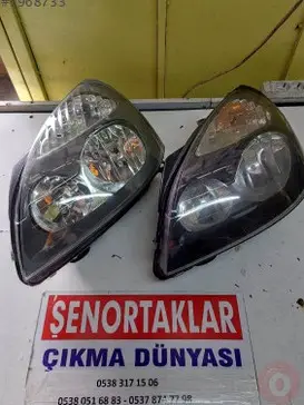 Renault Clio Sol Ön Far çıkma parça