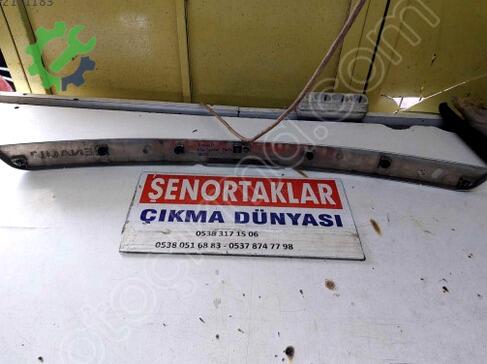 Renault Clio Bagaj Kapağı 8200 çıkma parça