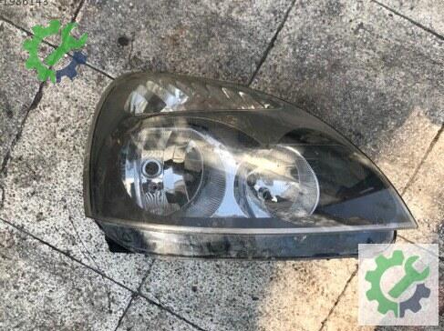Renault Clio Sağ Ön Far çıkma parça
