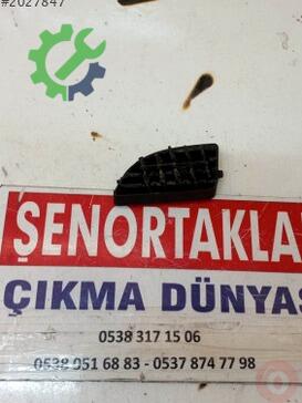 Renault Fluence Sol Torpido 687606450R çıkma parça