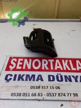 Renault Fluence Sol Torpido 687610710R çıkma parça