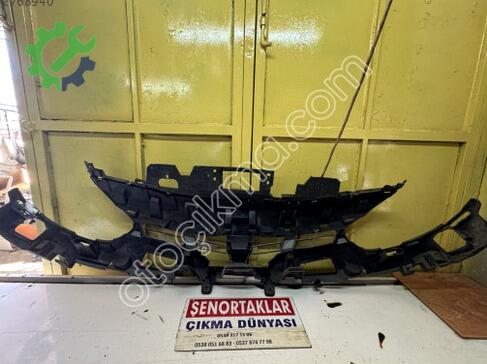 Renault Fluence Ön Panjur 620366851R çıkma parça