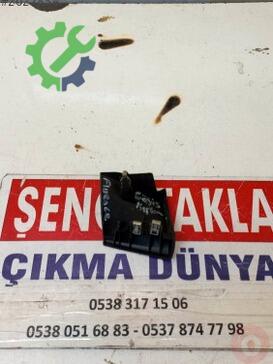 Renault Fluence Orta Direk Kaplaması 682103132R çıkma parça