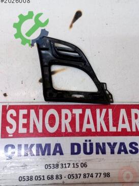 Renault Fluence Sağ Torpido çıkma parça