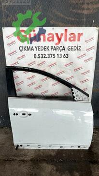 Renault Fluence Sağ Ön Kapı çıkma parça