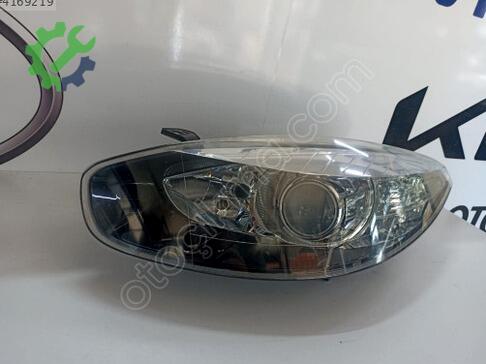 Renault Fluence Mercekli Far çıkma parça