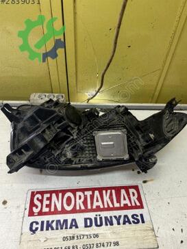 Renault Kadjar Sağ Ön Far 260101304R çıkma parça