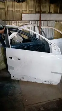 Renault Kadjar Sağ Ön Kapı çıkma parça