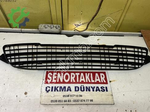 Renault Kangoo Tampon Izgarası çıkma parça