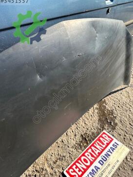 Renault Kangoo Ön Kaput 74782300 çıkma parça