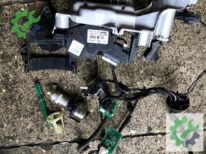 Renault Laguna 3 Far Mercek Kart ve Malzemeleri