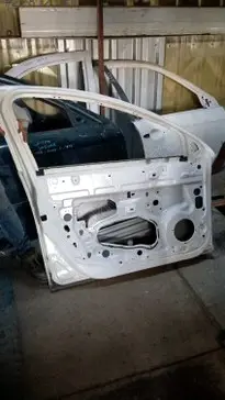 Renault Latitude Sol Ön Kapı çıkma parça