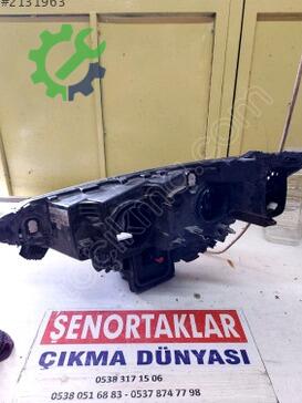 Renault Megane Mercekli Far 260100767R çıkma parça