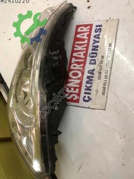 Renault Master Sağ Ön Far 260105856R çıkma parça