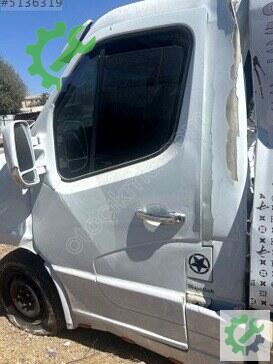Renault Master Sol Ön Kapı çıkma parça
