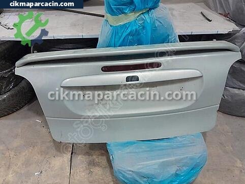 Renault Megane Bagaj Kapağı çıkma parça