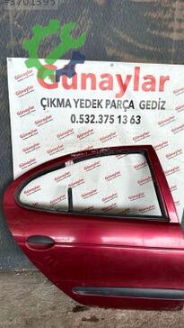 Renault Megane Sağ Arka Kapı çıkma parça